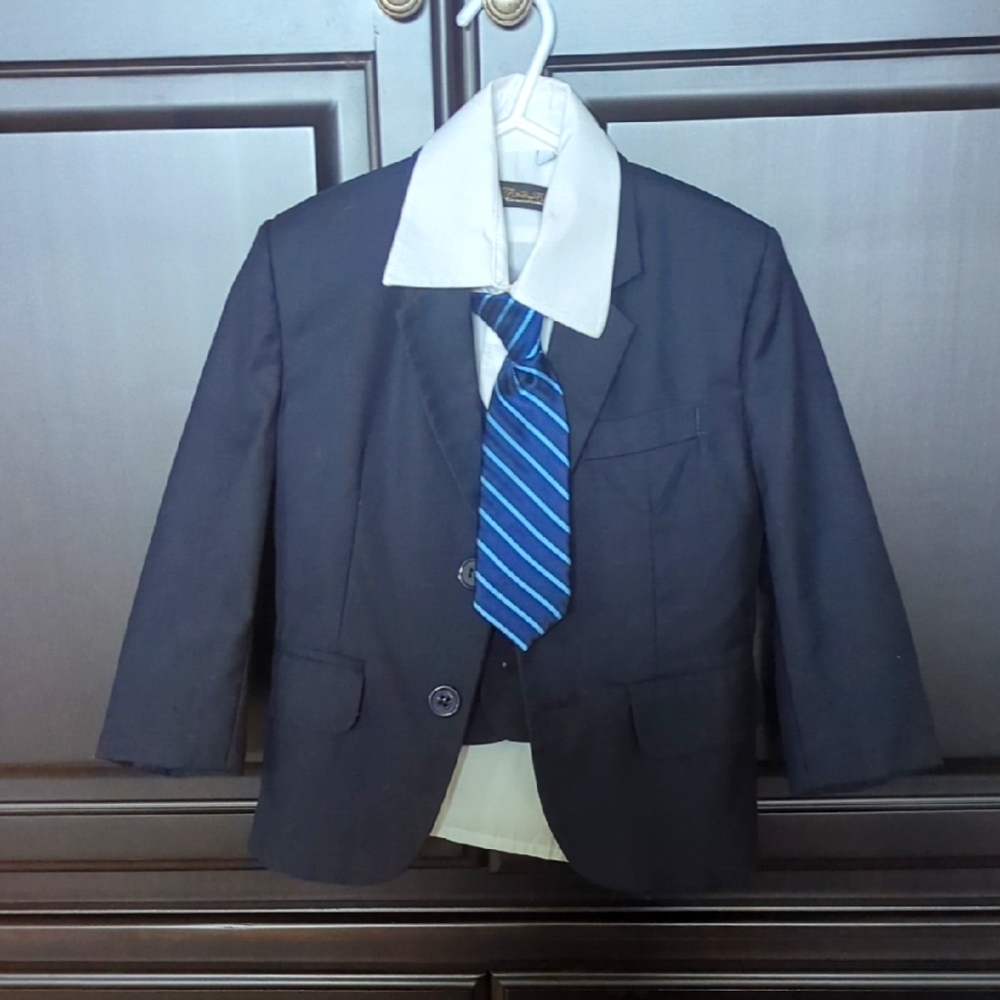 Kids Navy Blue Suit Set with Tie